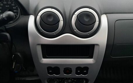 Renault Sandero I, 2013 год, 680 000 рублей, 13 фотография