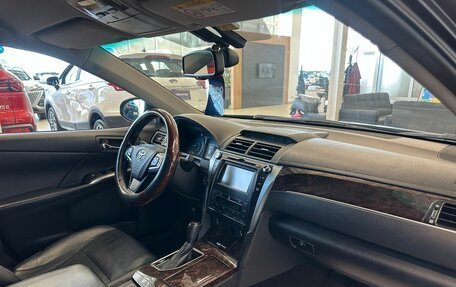 Toyota Camry, 2016 год, 2 129 000 рублей, 13 фотография