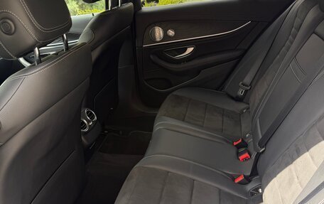 Mercedes-Benz E-Класс, 2020 год, 4 700 000 рублей, 9 фотография