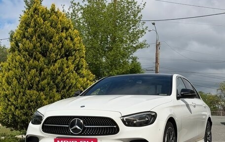 Mercedes-Benz E-Класс, 2020 год, 4 700 000 рублей, 2 фотография