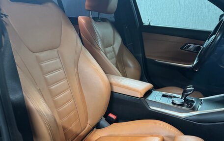BMW 3 серия, 2021 год, 3 390 000 рублей, 12 фотография