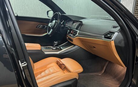 BMW 3 серия, 2021 год, 3 390 000 рублей, 14 фотография