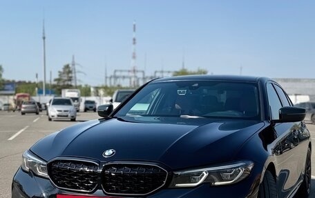 BMW 3 серия, 2021 год, 3 390 000 рублей, 9 фотография