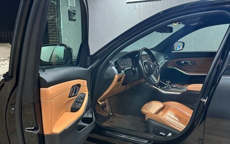 BMW 3 серия, 2021 год, 3 390 000 рублей, 22 фотография