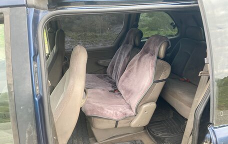 Chrysler Voyager IV, 2001 год, 249 000 рублей, 10 фотография