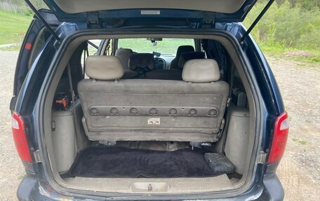 Chrysler Voyager IV, 2001 год, 249 000 рублей, 11 фотография