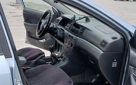 Toyota Corolla, 2006 год, 650 000 рублей, 9 фотография