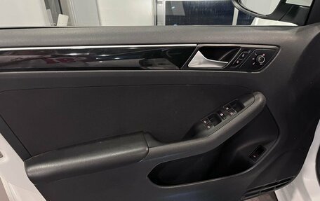 Volkswagen Jetta VI, 2018 год, 1 495 000 рублей, 20 фотография