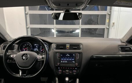 Volkswagen Jetta VI, 2018 год, 1 495 000 рублей, 9 фотография