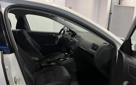 Volkswagen Jetta VI, 2018 год, 1 495 000 рублей, 27 фотография