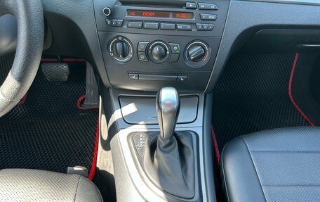 BMW 1 серия, 2009 год, 900 000 рублей, 11 фотография