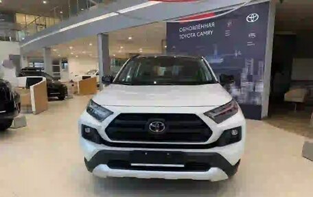 Toyota RAV4, 2024 год, 3 910 000 рублей, 2 фотография