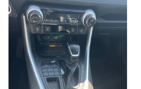 Toyota RAV4, 2024 год, 3 910 000 рублей, 14 фотография