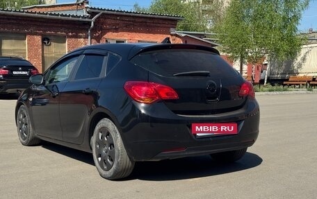 Opel Astra J, 2011 год, 650 000 рублей, 3 фотография