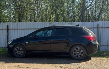 Opel Astra J, 2011 год, 650 000 рублей, 12 фотография