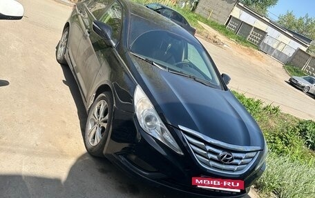 Hyundai Sonata VI, 2011 год, 1 300 000 рублей, 4 фотография