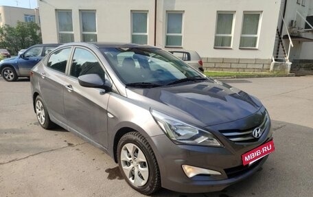 Hyundai Solaris II рестайлинг, 2016 год, 710 000 рублей, 3 фотография