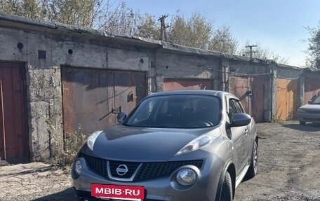 Nissan Juke II, 2014 год, 1 300 000 рублей, 13 фотография