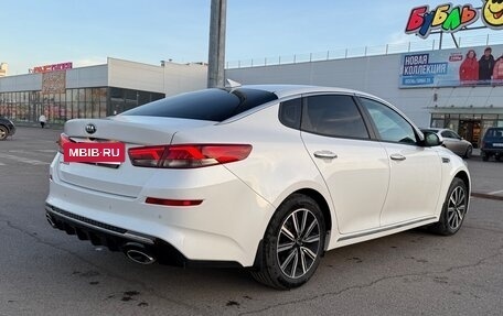 KIA Optima IV, 2018 год, 2 090 000 рублей, 6 фотография