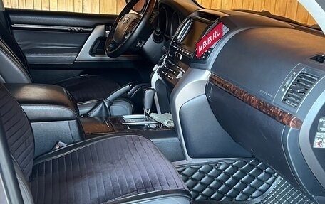 Toyota Land Cruiser 200, 2010 год, 3 100 000 рублей, 6 фотография