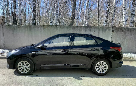 Hyundai Solaris II рестайлинг, 2020 год, 1 300 000 рублей, 5 фотография