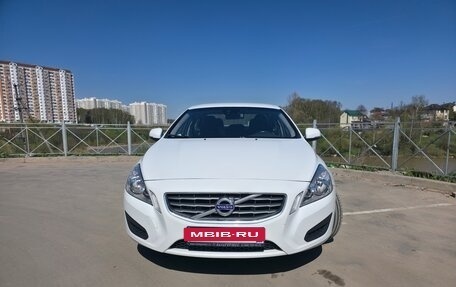 Volvo S60 III, 2012 год, 1 100 000 рублей, 2 фотография