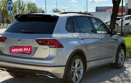 Volkswagen Tiguan II, 2020 год, 2 690 000 рублей, 3 фотография