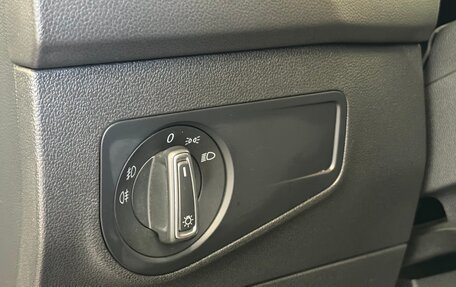 Volkswagen Tiguan II, 2020 год, 2 690 000 рублей, 15 фотография