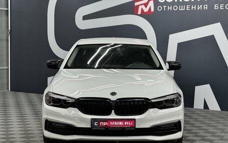BMW 5 серия, 2019 год, 3 249 900 рублей, 2 фотография