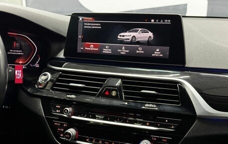 BMW 5 серия, 2019 год, 3 249 900 рублей, 18 фотография