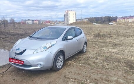 Nissan Leaf I, 2014 год, 705 000 рублей, 1 фотография