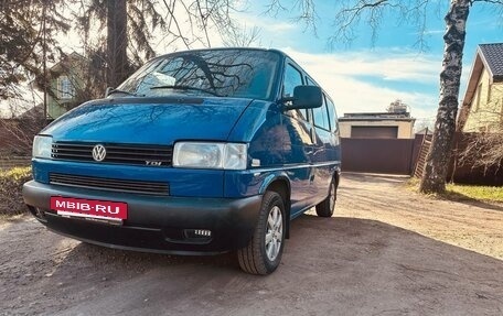 Volkswagen Transporter T4, 2003 год, 990 000 рублей, 3 фотография