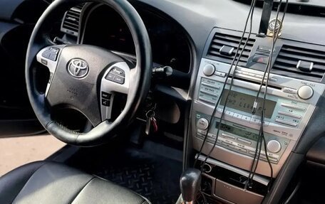 Toyota Camry, 2008 год, 1 100 000 рублей, 7 фотография