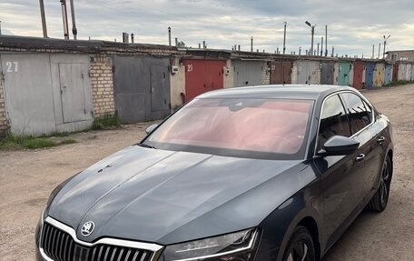 Skoda Superb III рестайлинг, 2020 год, 3 120 000 рублей, 3 фотография