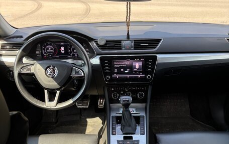 Skoda Superb III рестайлинг, 2020 год, 3 120 000 рублей, 20 фотография