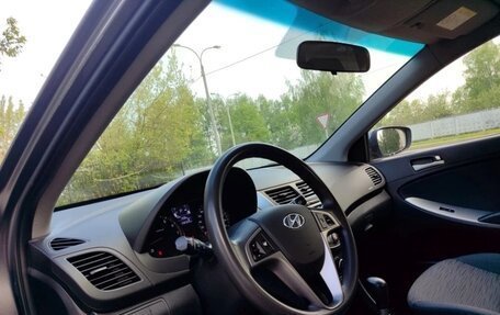 Hyundai Solaris II рестайлинг, 2016 год, 730 000 рублей, 18 фотография