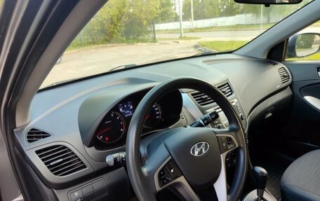 Hyundai Solaris II рестайлинг, 2016 год, 730 000 рублей, 17 фотография