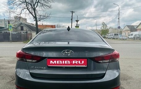 Hyundai Elantra VI рестайлинг, 2018 год, 1 399 000 рублей, 10 фотография