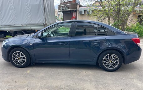 Chevrolet Cruze II, 2010 год, 720 000 рублей, 8 фотография