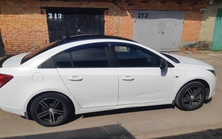 Chevrolet Cruze II, 2011 год, 650 000 рублей, 6 фотография