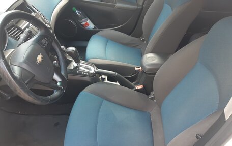 Chevrolet Cruze II, 2011 год, 650 000 рублей, 10 фотография