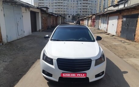 Chevrolet Cruze II, 2011 год, 650 000 рублей, 7 фотография
