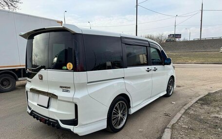 Honda Stepwgn IV, 2021 год, 1 790 000 рублей, 6 фотография