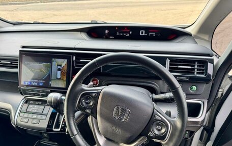 Honda Stepwgn IV, 2021 год, 1 790 000 рублей, 11 фотография