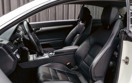 Mercedes-Benz E-Класс, 2010 год, 1 295 000 рублей, 11 фотография