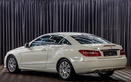 Mercedes-Benz E-Класс, 2010 год, 1 295 000 рублей, 4 фотография