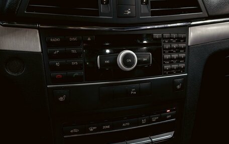 Mercedes-Benz E-Класс, 2010 год, 1 295 000 рублей, 15 фотография
