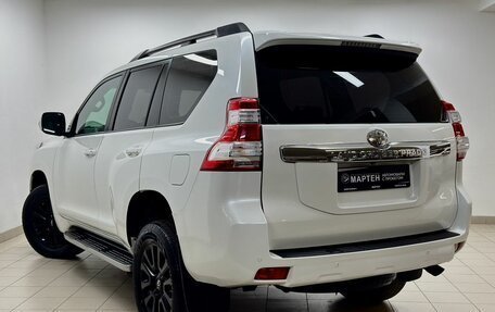 Toyota Land Cruiser Prado 150 рестайлинг 2, 2014 год, 3 490 000 рублей, 4 фотография