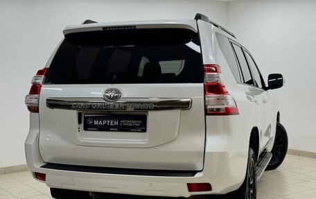 Toyota Land Cruiser Prado 150 рестайлинг 2, 2014 год, 3 490 000 рублей, 6 фотография