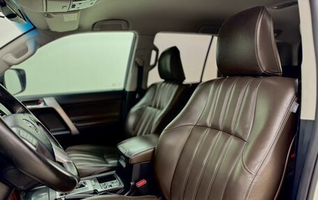 Toyota Land Cruiser Prado 150 рестайлинг 2, 2014 год, 3 490 000 рублей, 13 фотография